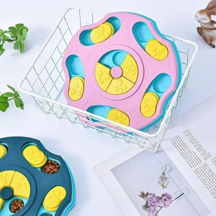 Dog and Cat Food Dispenser Non Slip Interactive Puzzle Toy